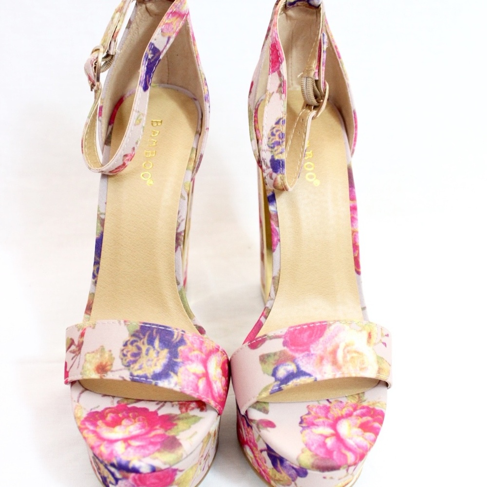 Open Toe Platform High Heel Sandals - Picture 5 of 5